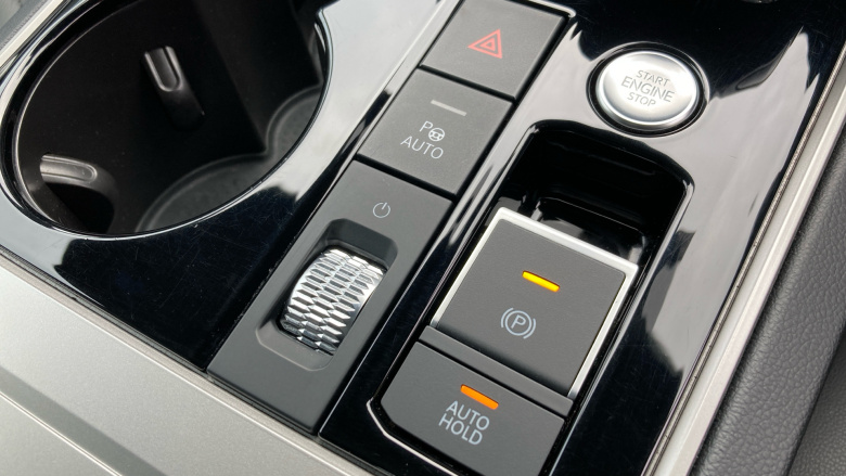 Volkswagen Touareg 3.0 V6 TDI 4Motion Black Edition 5dr Tip Auto Diesel Estate